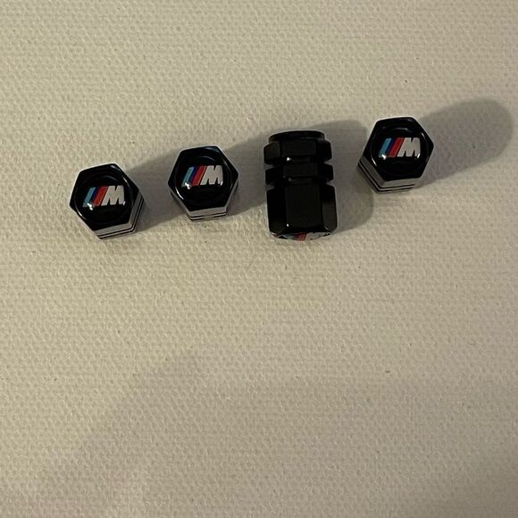 BMW Motorsports Valve Stem Caps in Black Set of 4 NWT - Picture 1 of 4